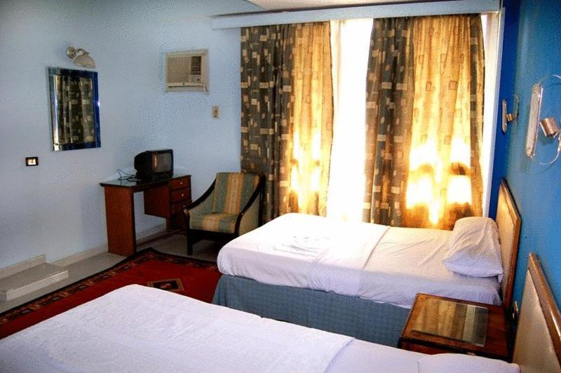 Nile Zamalek Hotel Giza ภายนอก รูปภาพ